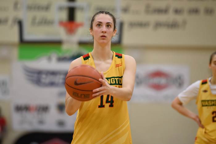 2023-4-2-WAVOR-Girls-GAME-9626-NR-clear